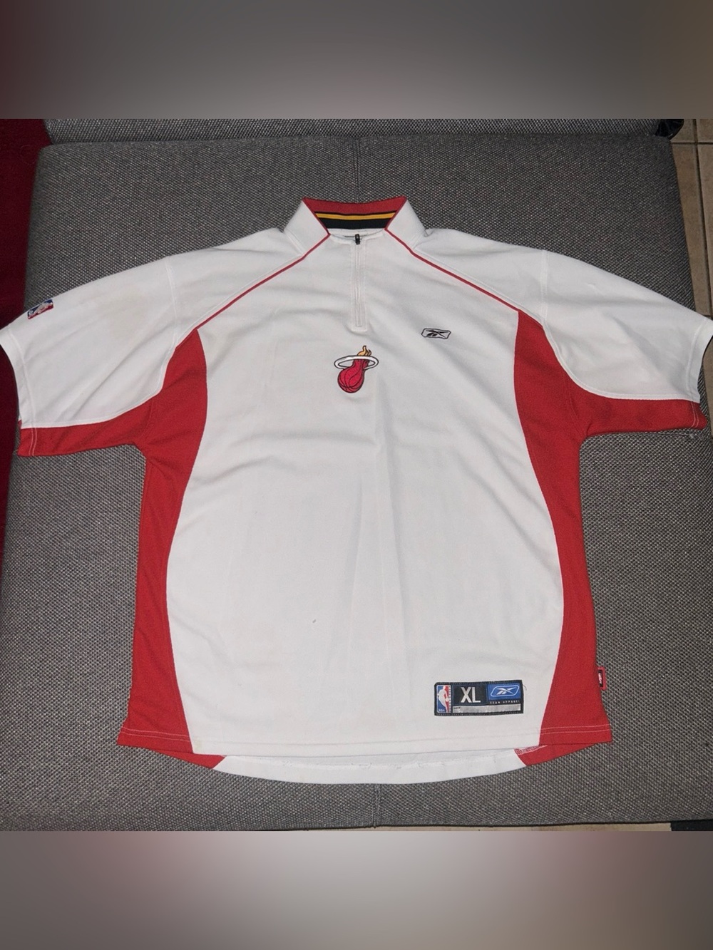 Rare Vintage Miami Heat Reebok White/Red Quarter-Zip Pullover Warm Up Shirt